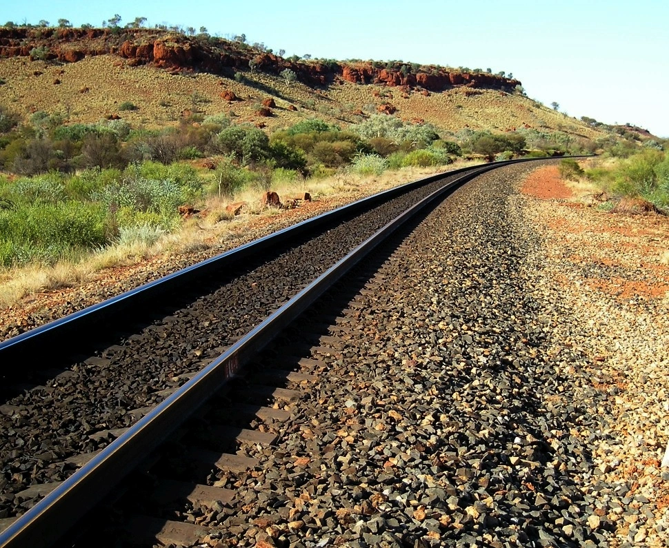 pilbara track mt newman railway_resizegamma.jpg