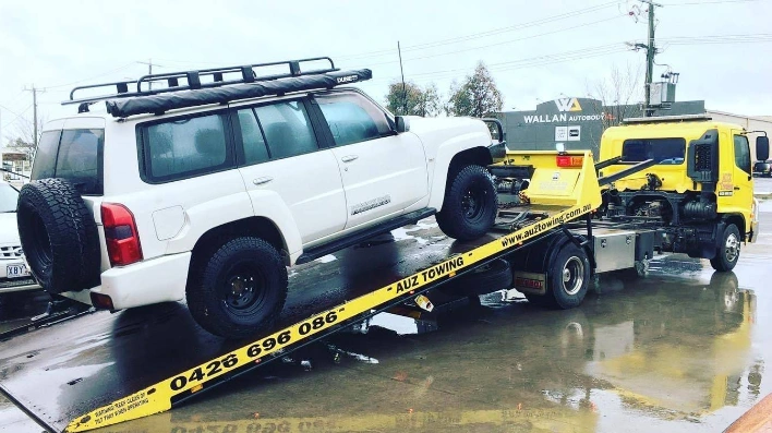 Why Choose Our Towing Services?