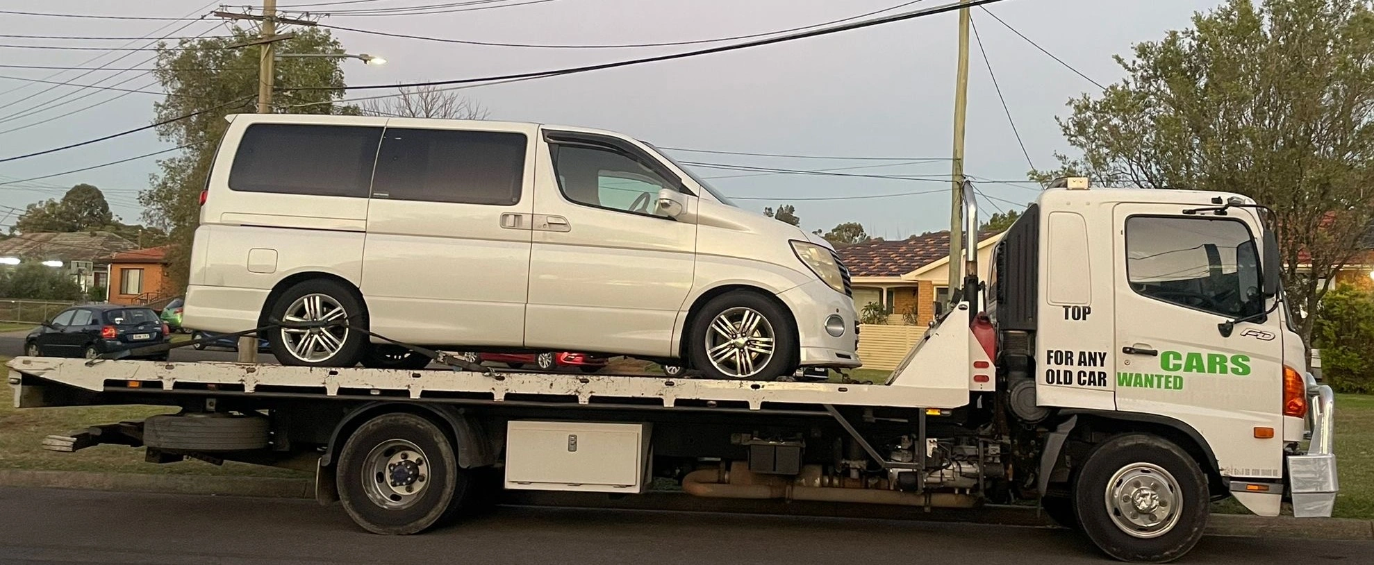 TowTruck Nissan.jpeg