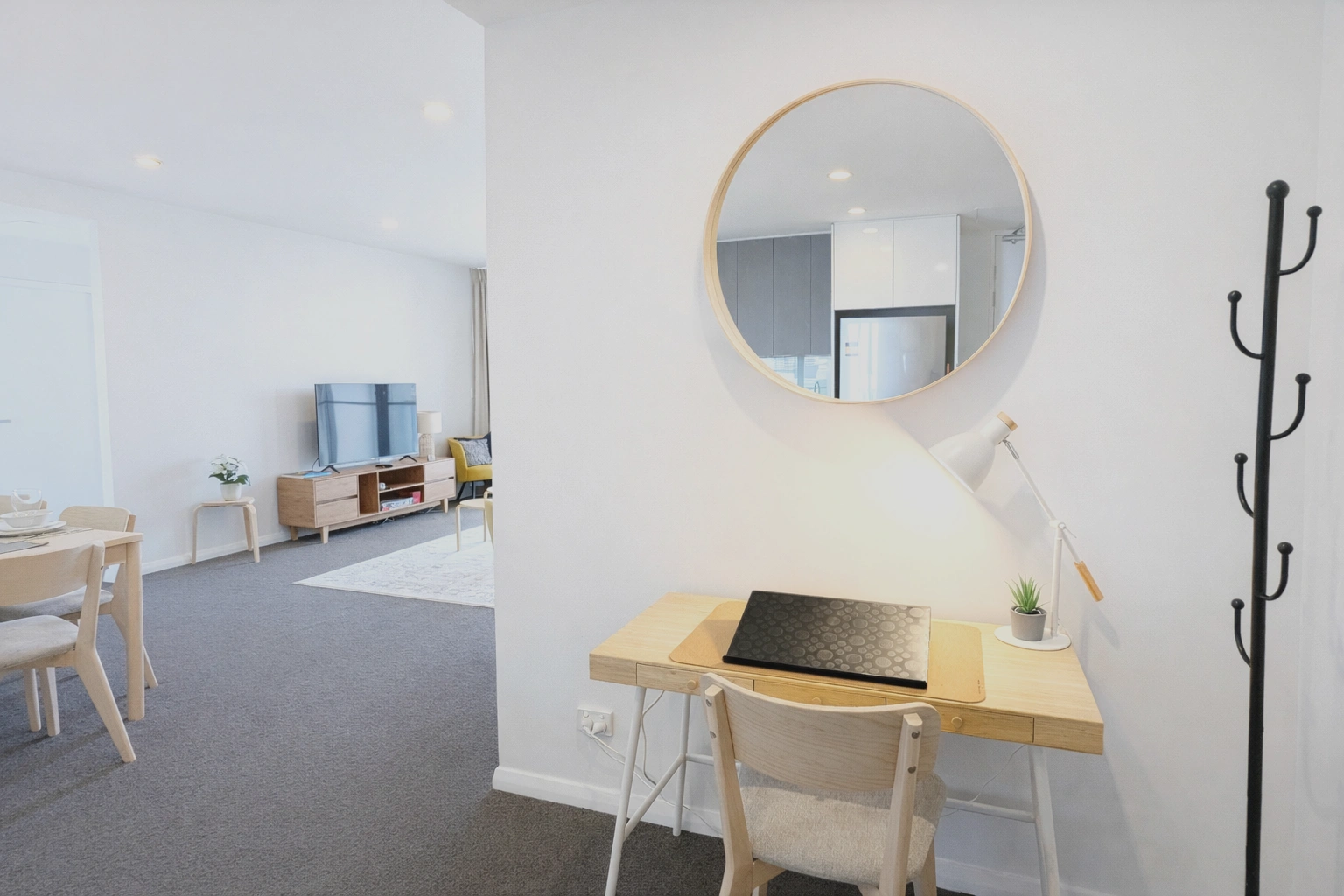 ChatGPT Workstation brightness -30.png