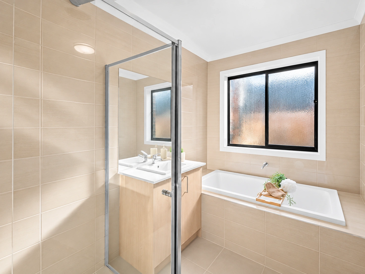 17 koo bathroom (2).png