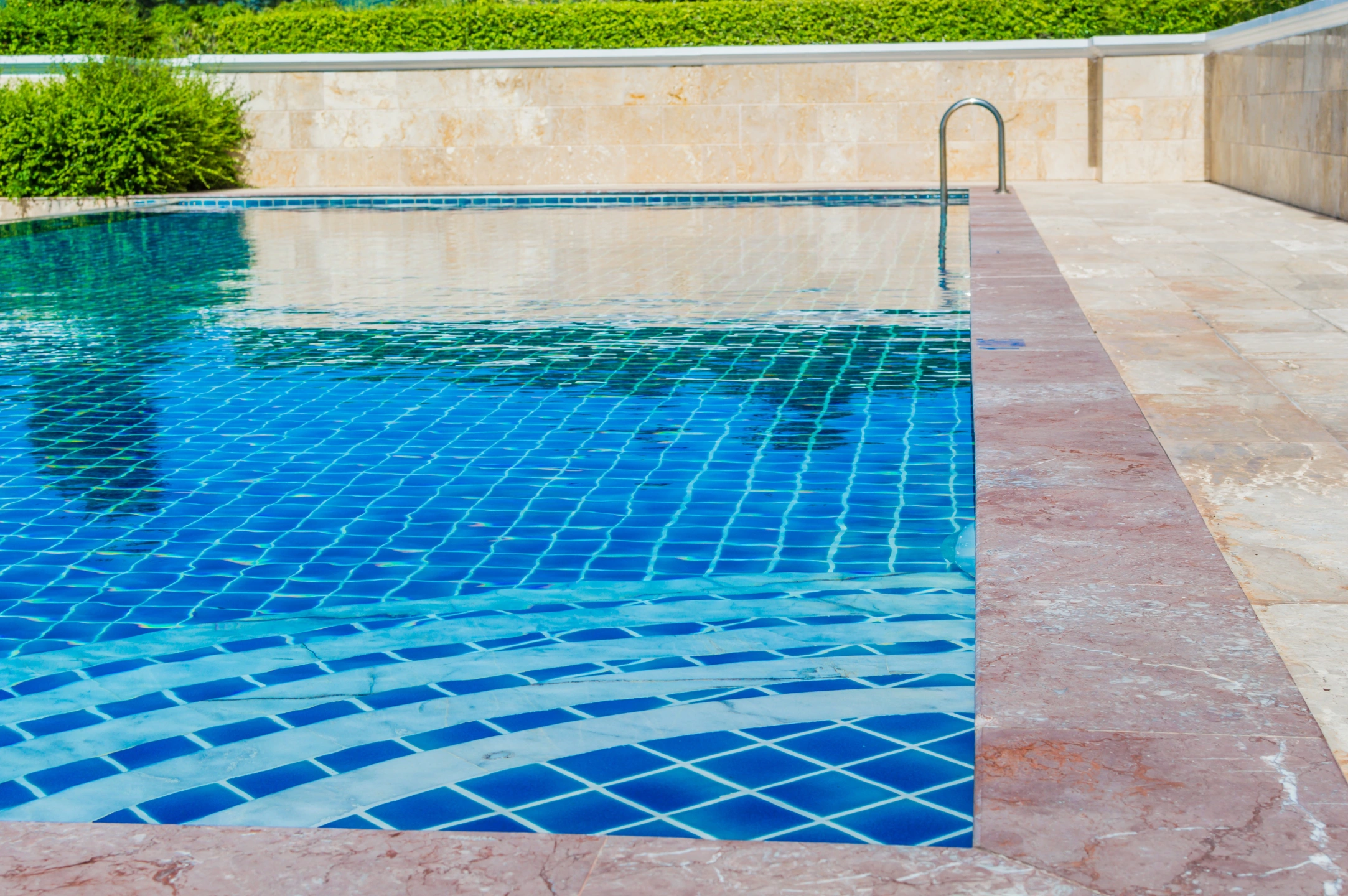 pool 1.jpg