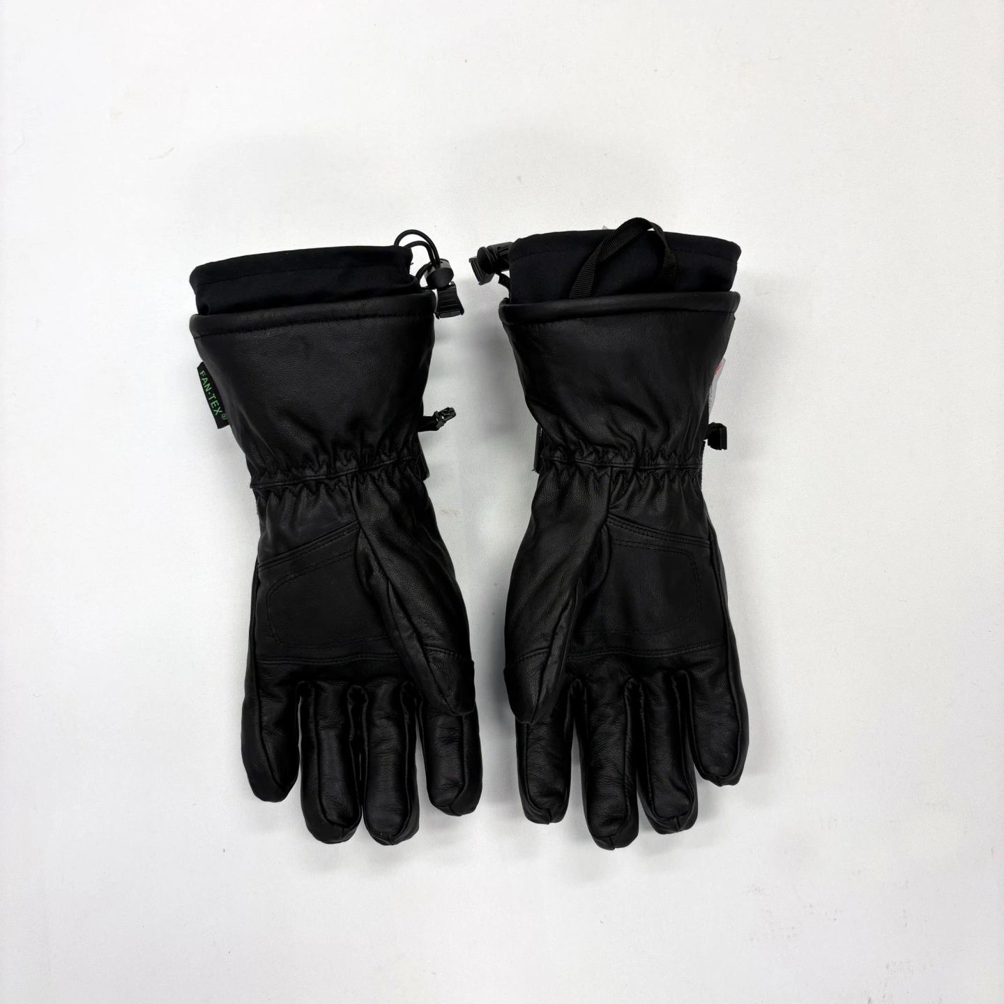Apex Glove 2.jpg