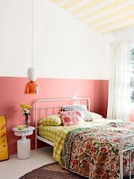 pink and white half tone kids bedroom.jfif