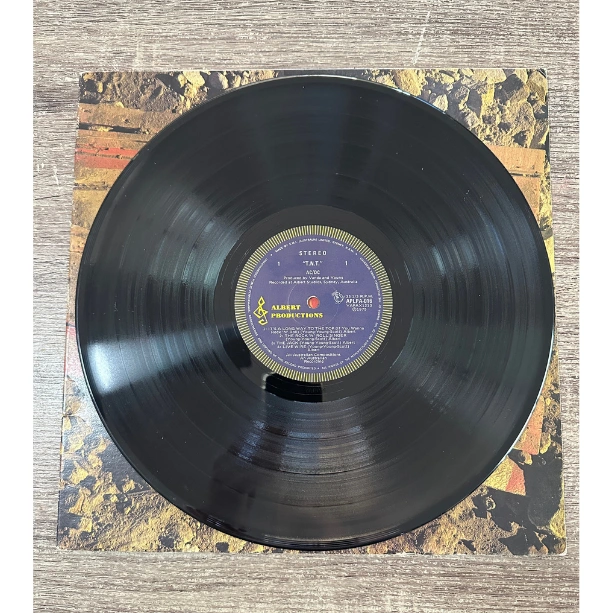 4-ACDC-TNT-record.png