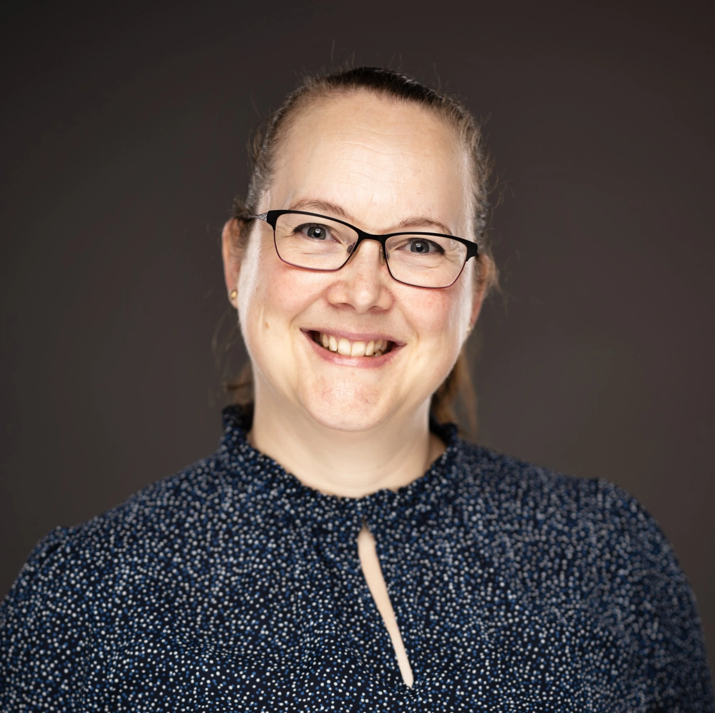 MULLINS, Janet Profile Photo - Cropped.jpg