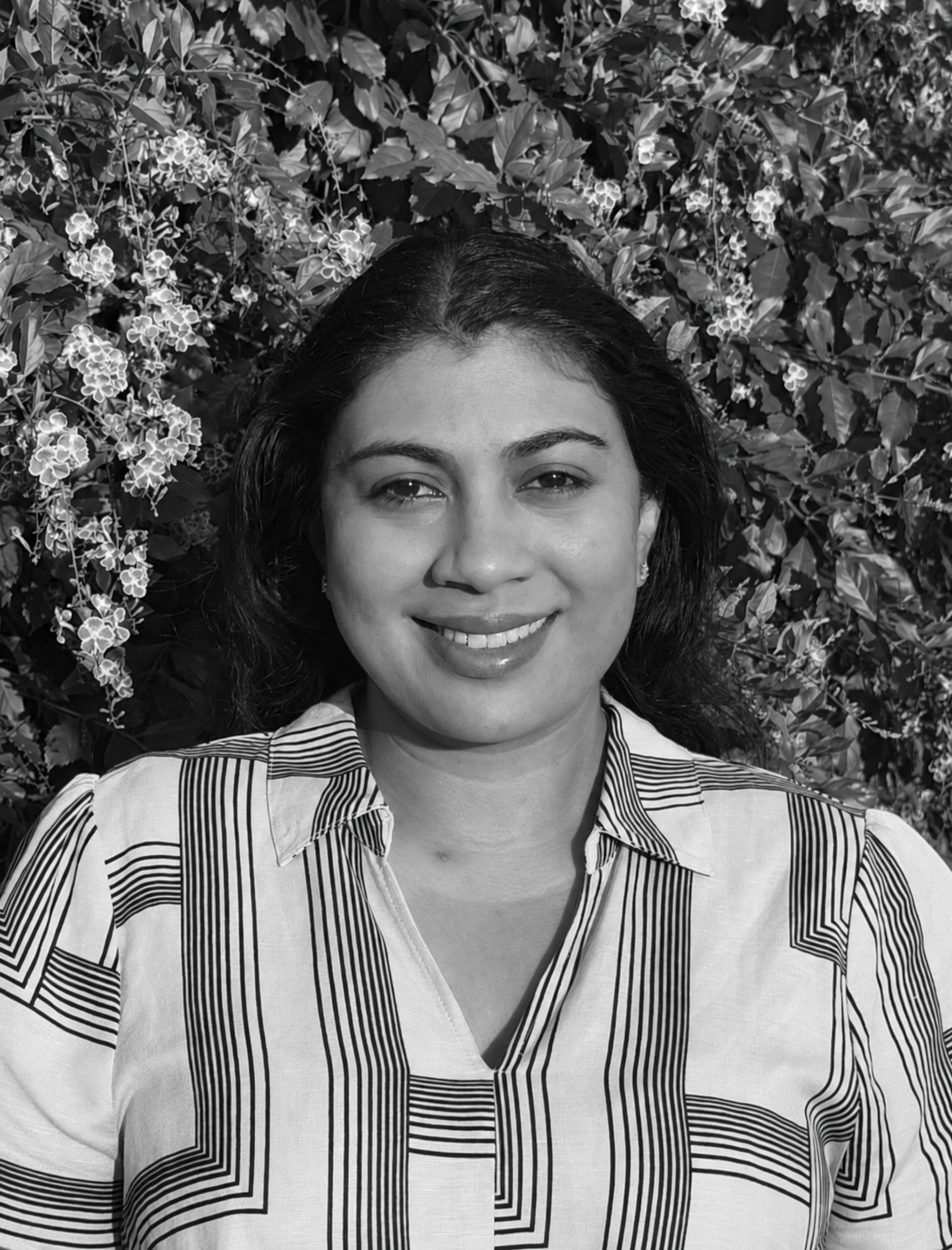 Black white ST profile.png
