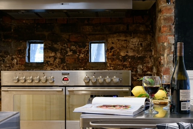Lauristina Ovens.JPG