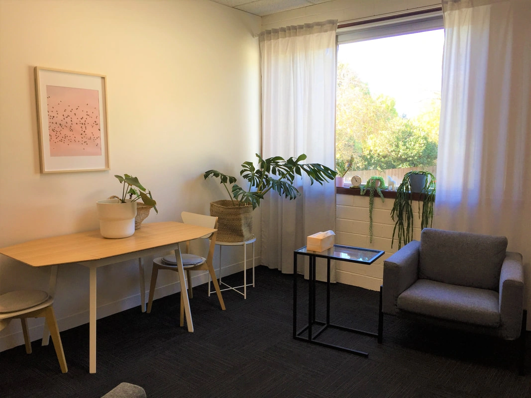 Room 5.jpg