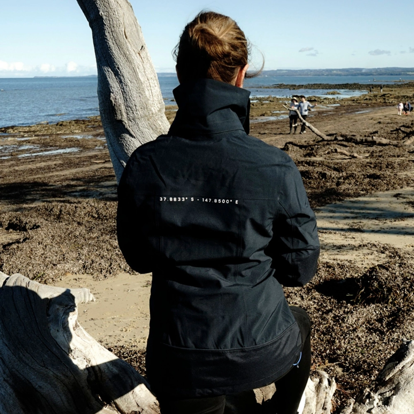 oi captain caravela womens shell jacket navy back view outdoors.jpg