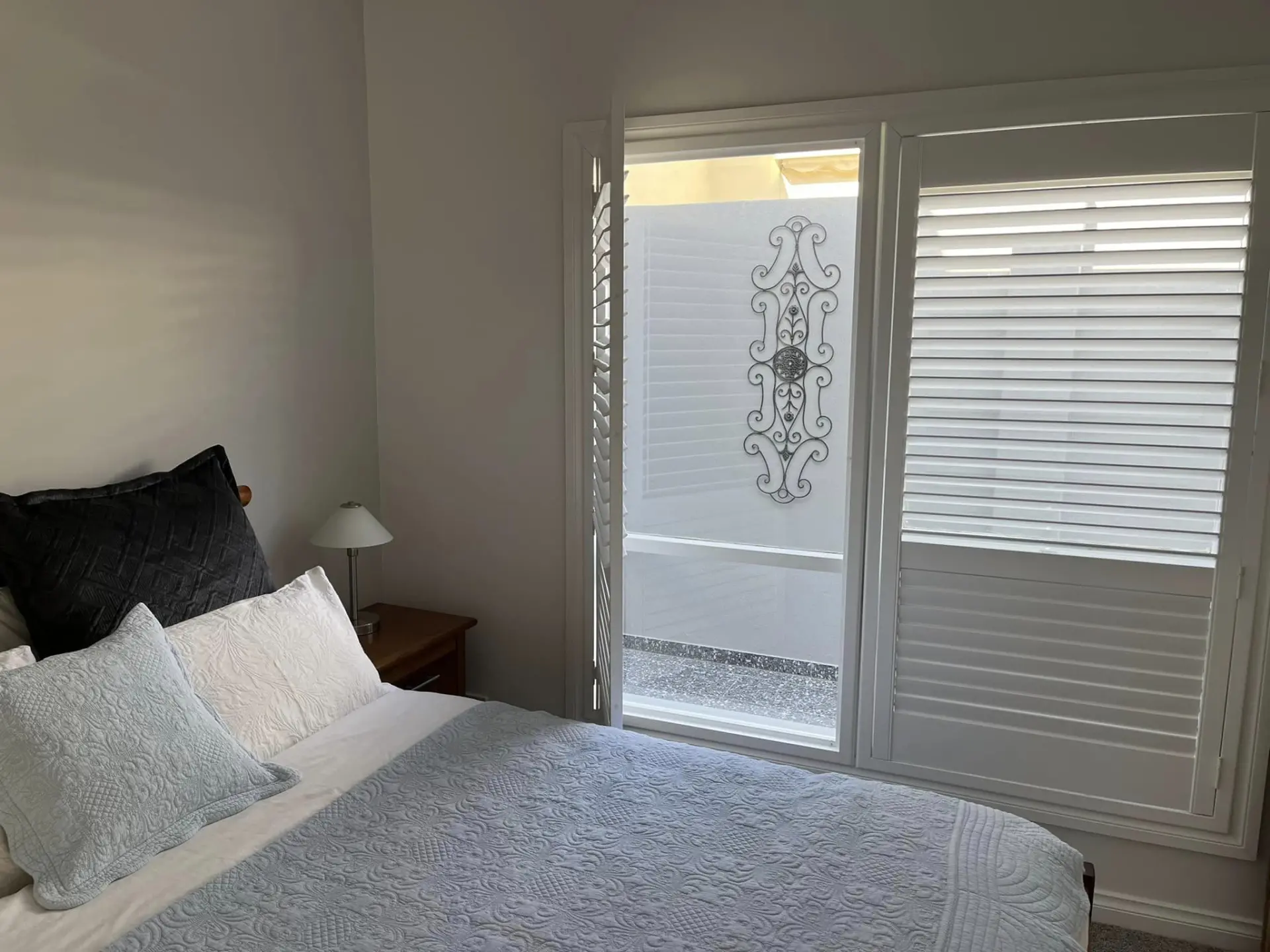 Shutter 6.jpg
