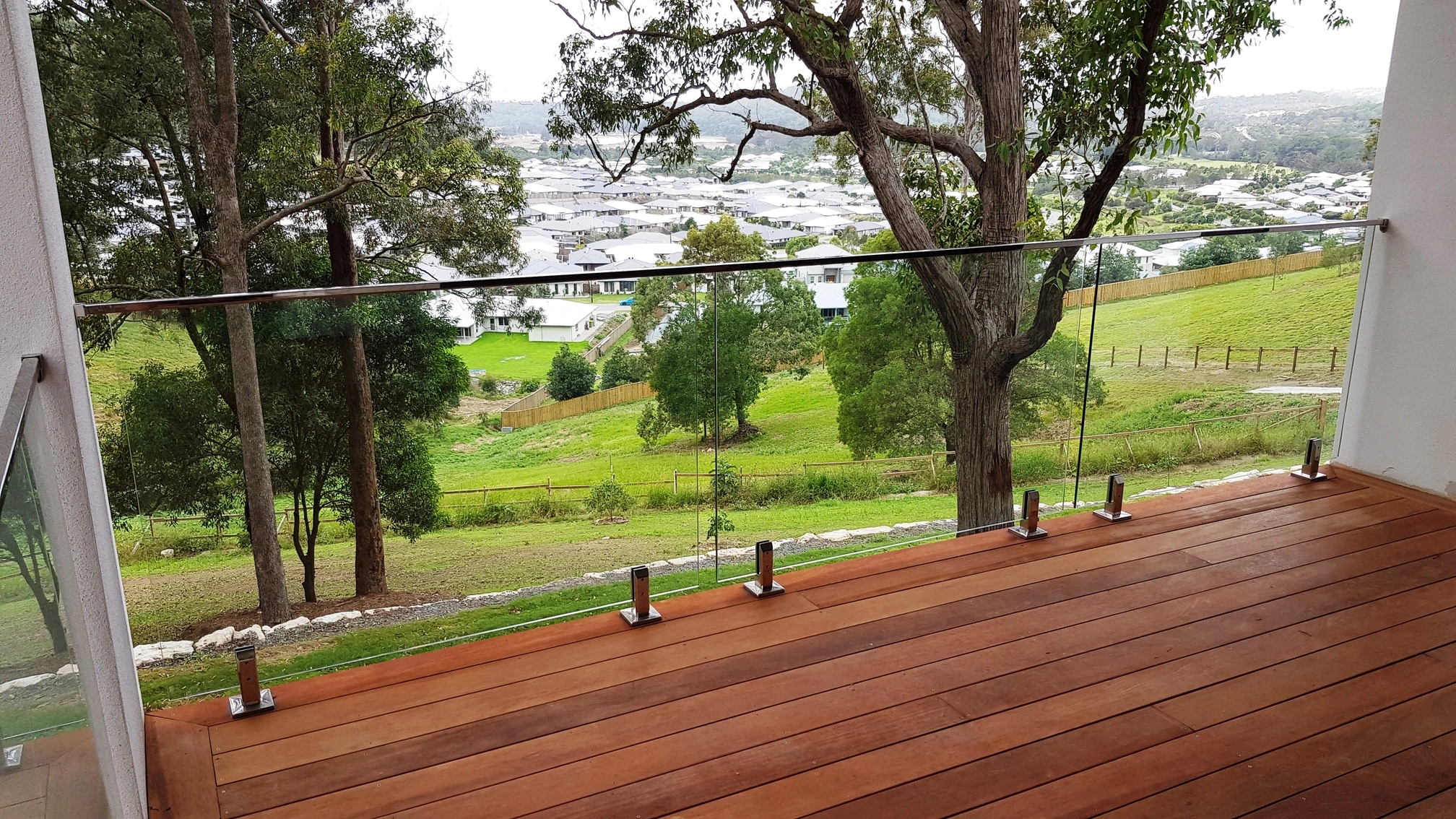 Frameless Glass Fencing.JPG