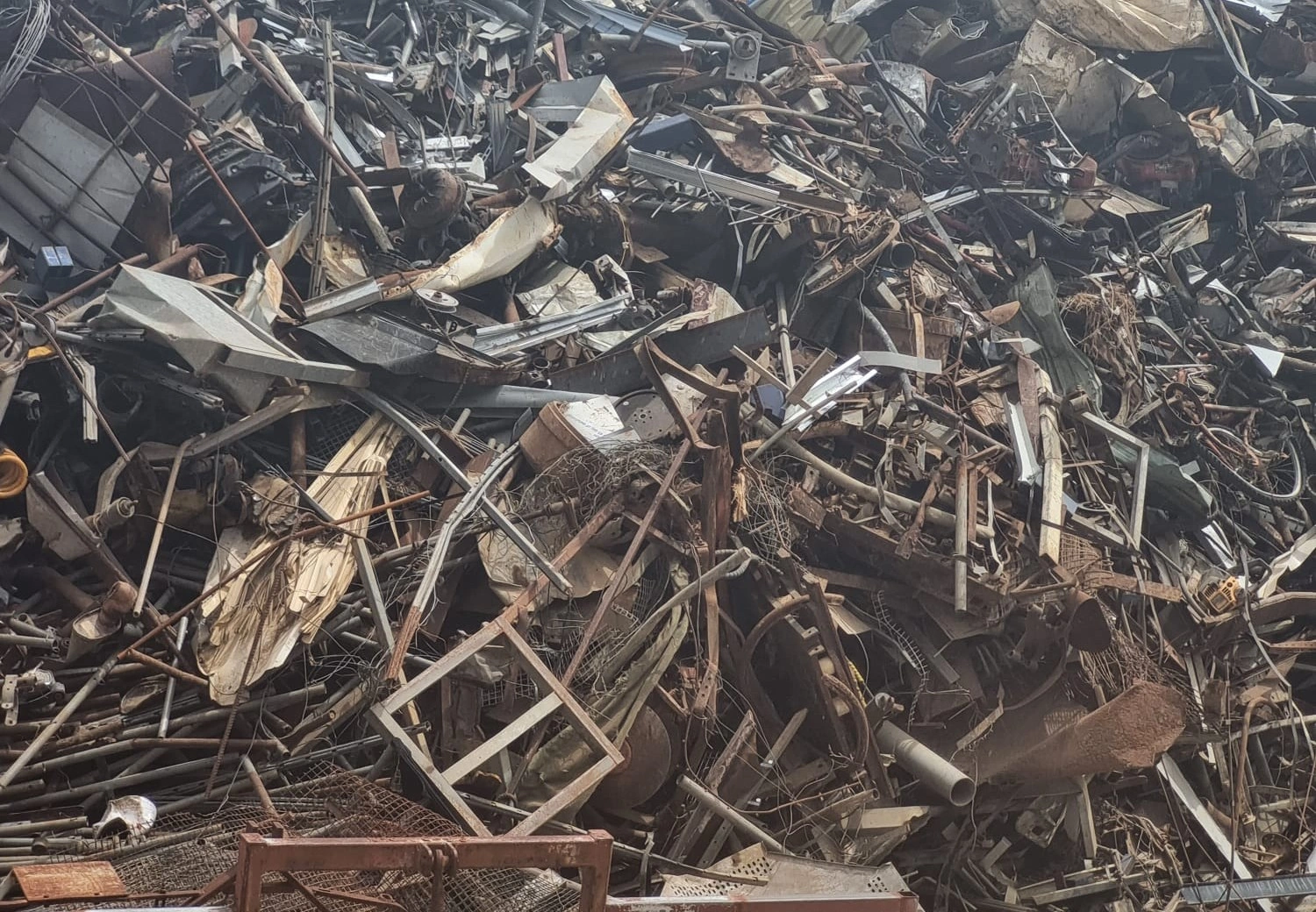 MIXED METALS - WASTE RECYCLING SERVICES (2).jpeg