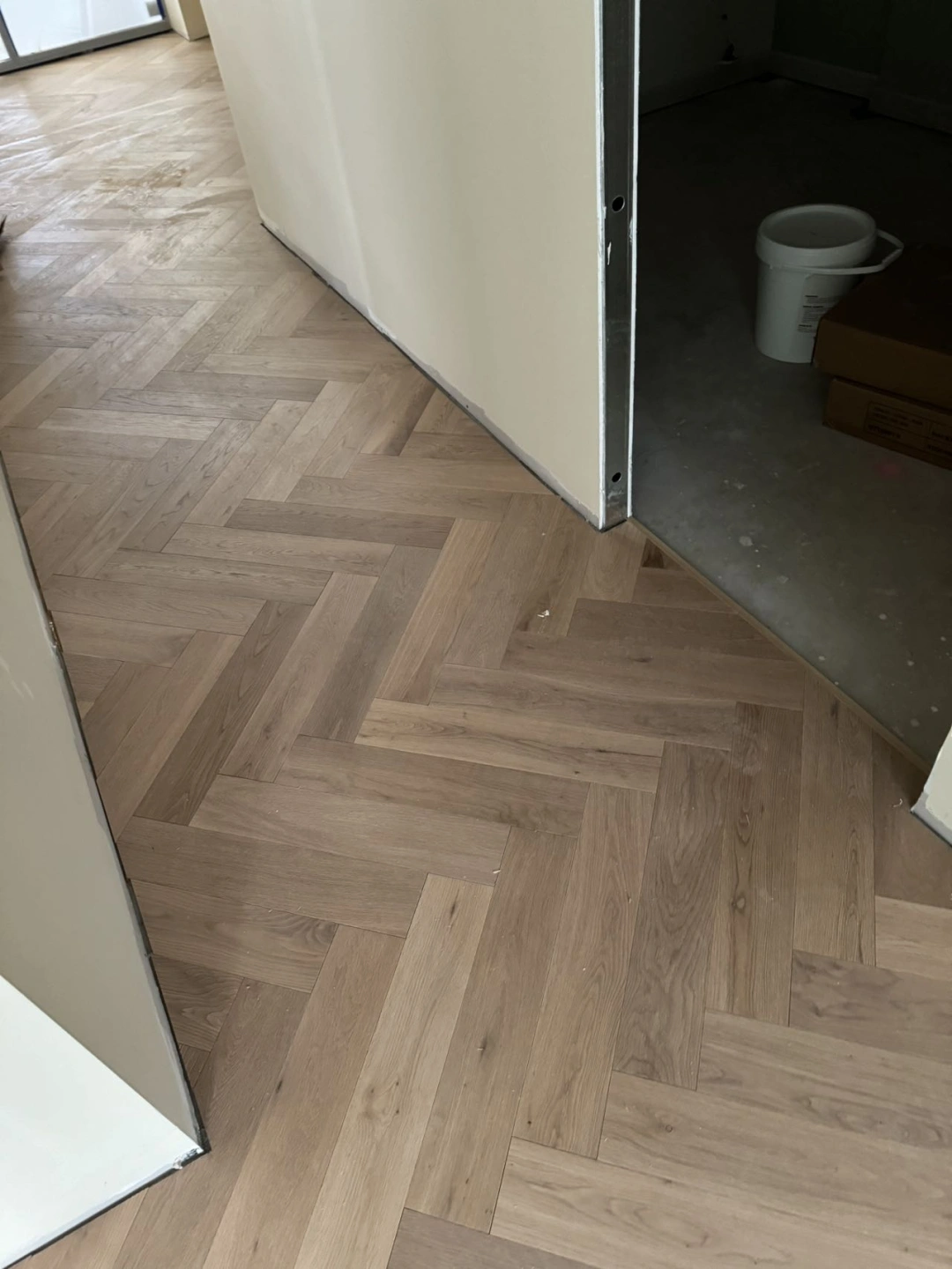 Herringbone Pure Natural .JPG