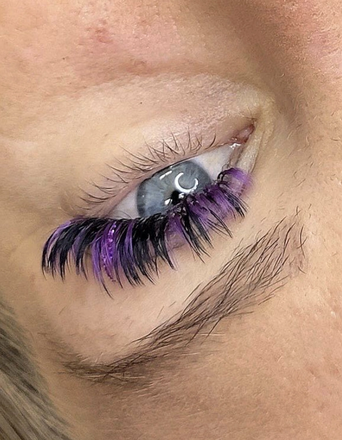 Not trends. Not basic. Just iconic beauty.