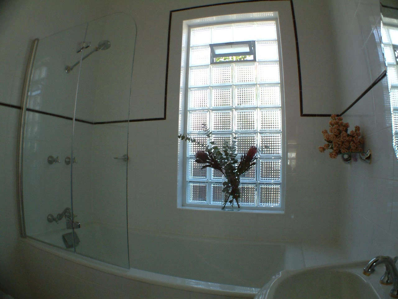 concrd_bath.JPG