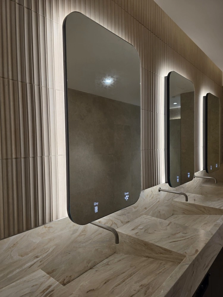 LVL 1 Mirror After 04.jpg