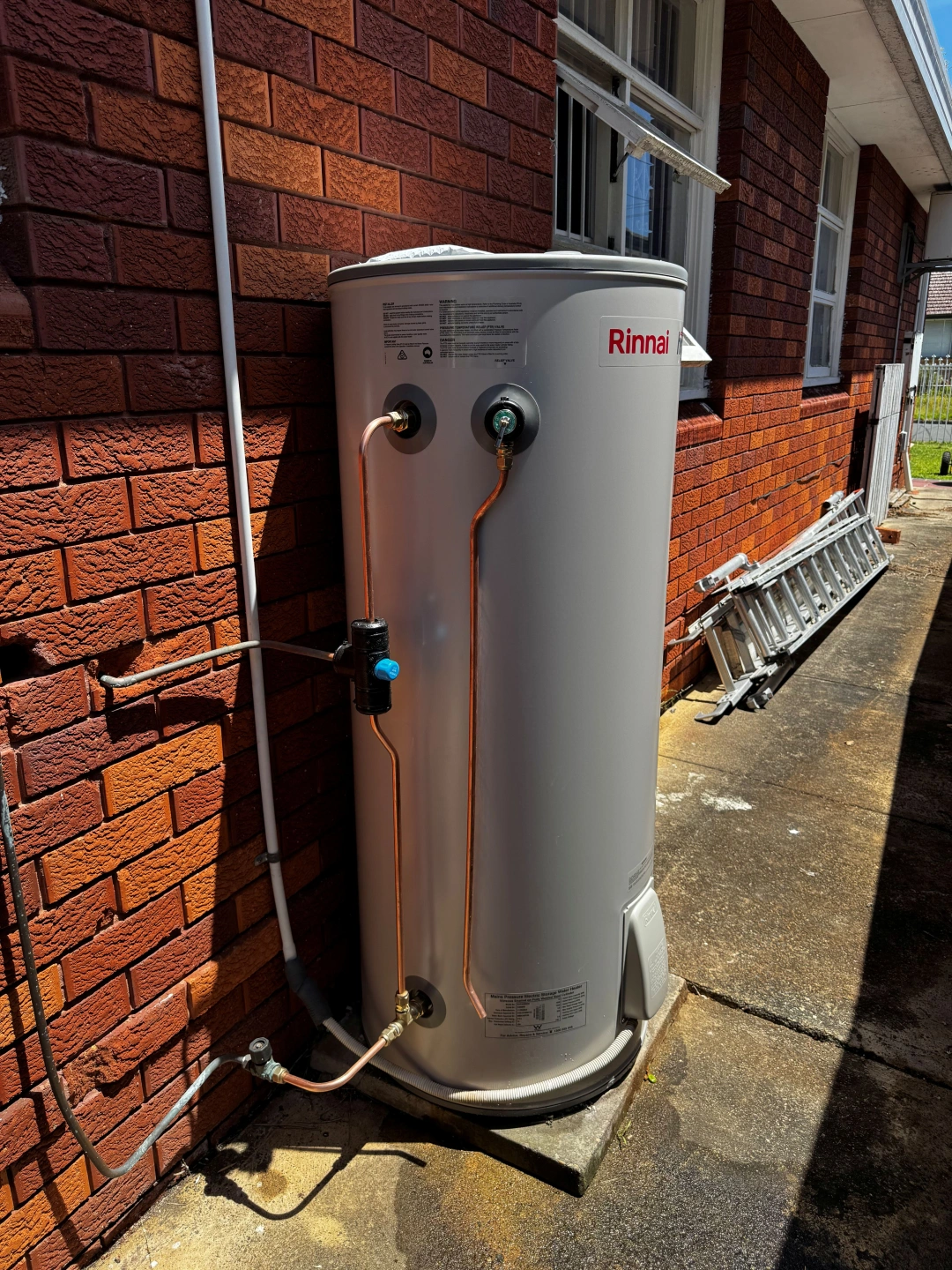 hot water installationss'.jpg