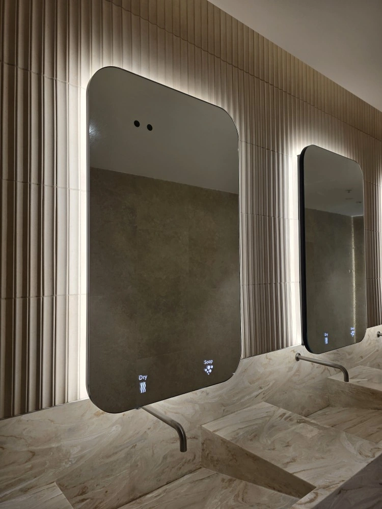 LVL 1 Mirror After 05.jpg