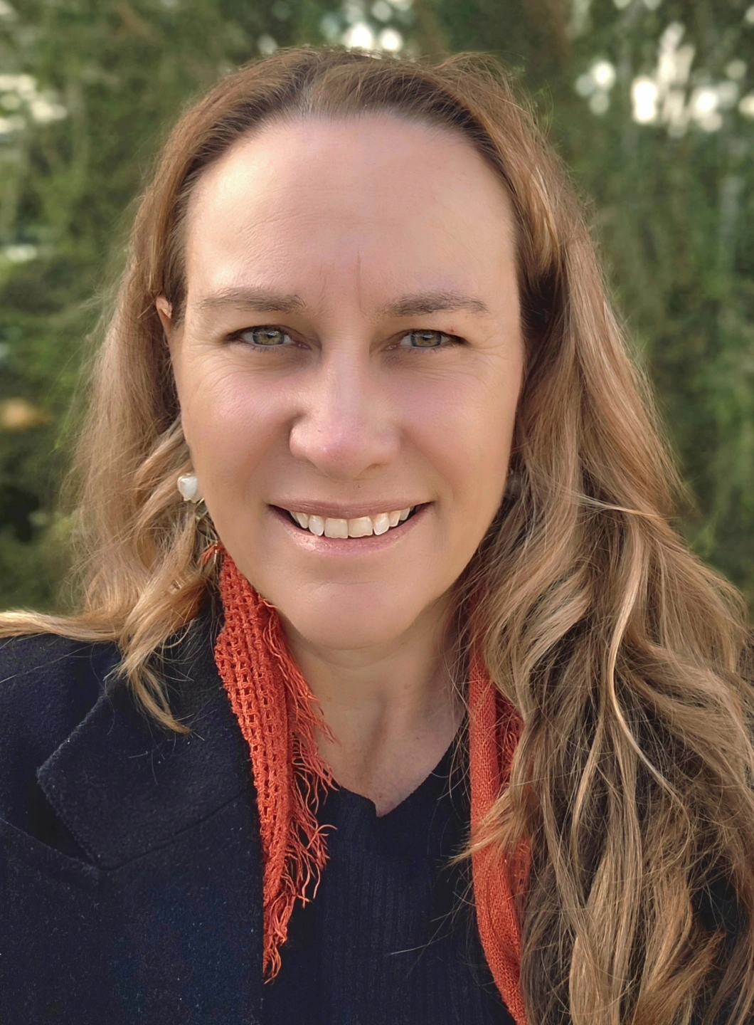 Vanessa Forster headshot.jpg
