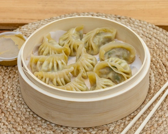 MOMO_Chicken Momo Dumplings_550x440.jpg