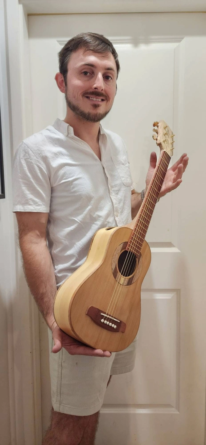 Me and the traveller guitar 2.jpg