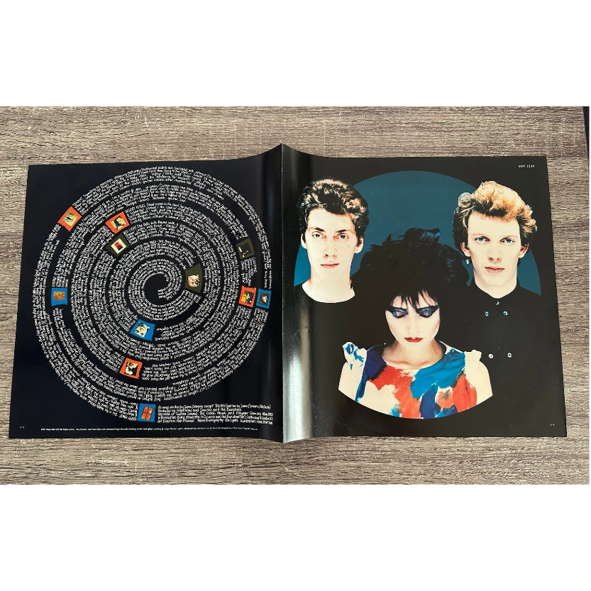 2-Siouxsie-and-the-Banshees-Kaleidoscope-Inner-Sleeve.png