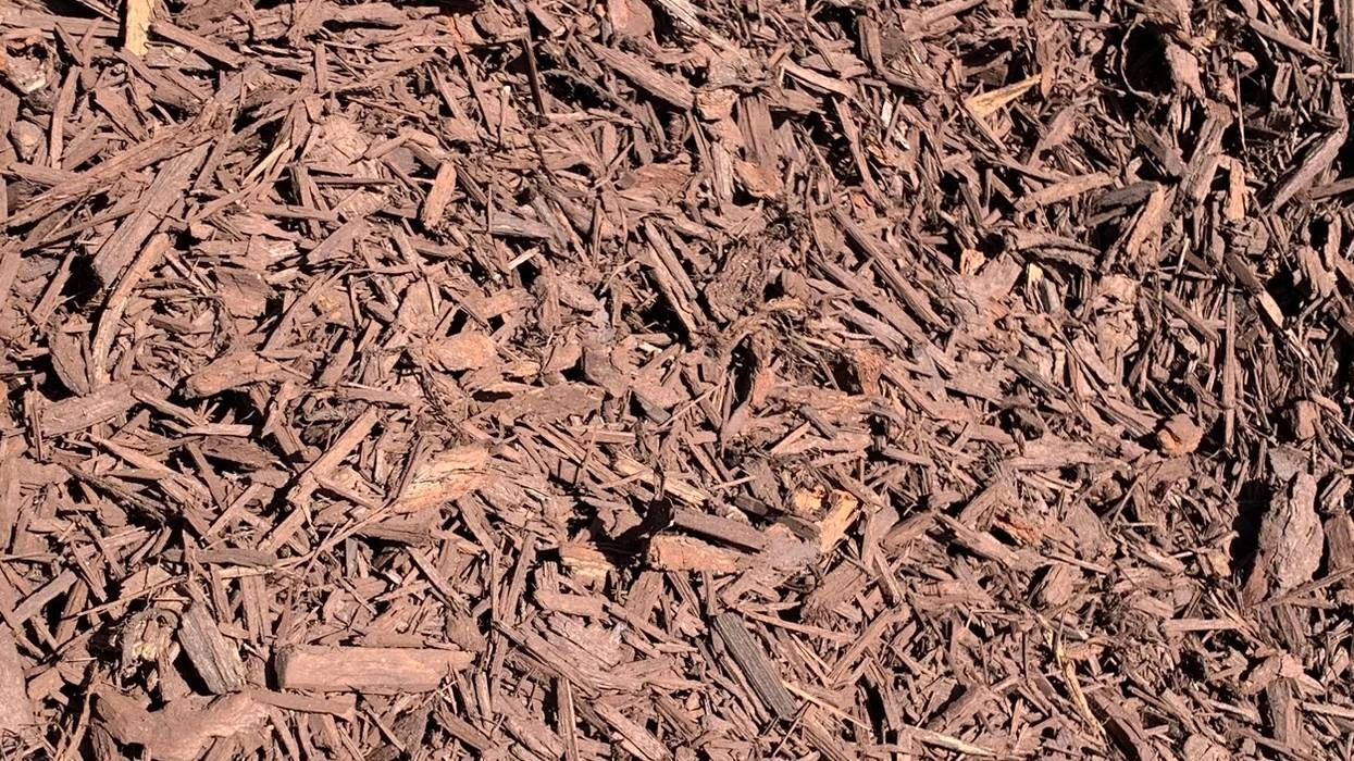 blended-pine-mulch.jpg