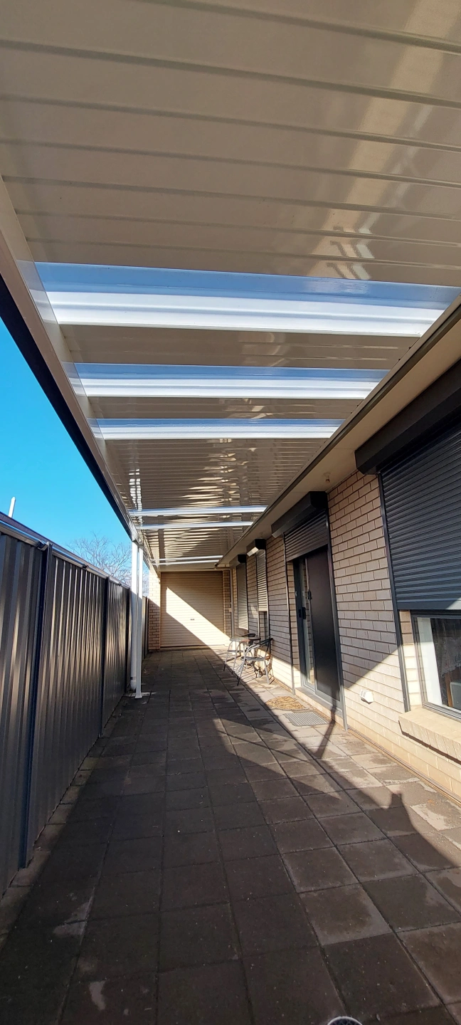 Flat roof pergola JQ.jpg