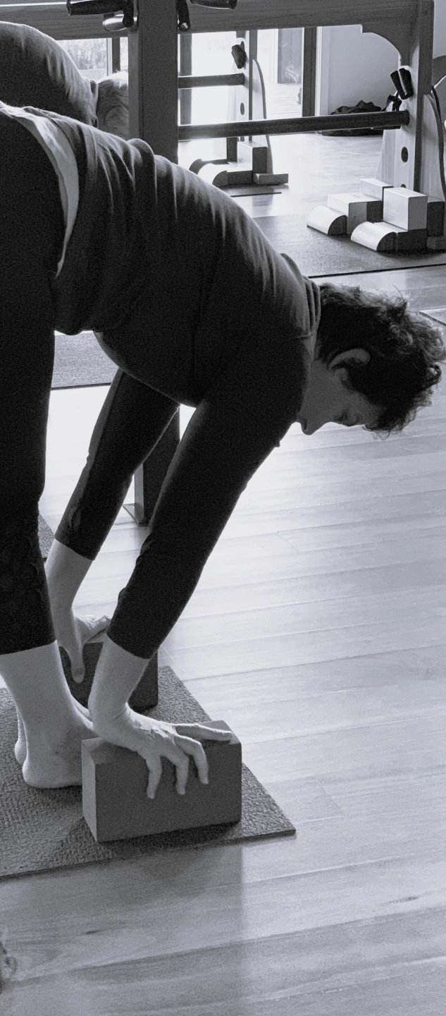 uttanasana - beginner.jpeg