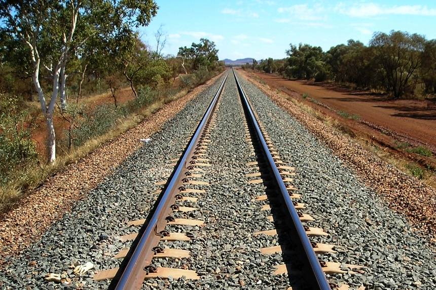 pilbara track mt newman railway3compressedgamma.jpg