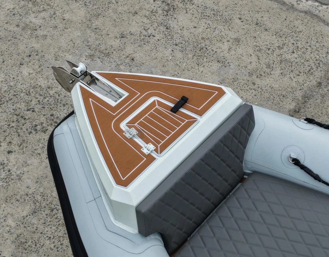 Boat_5.jpg