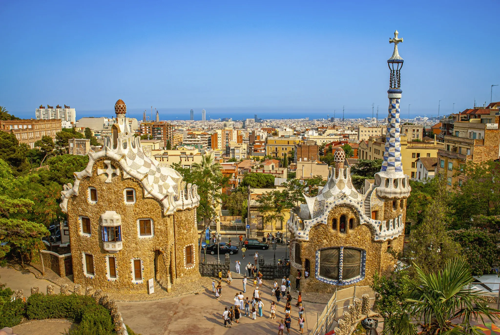 Gaudí Architecture at Park Güell_02.webp