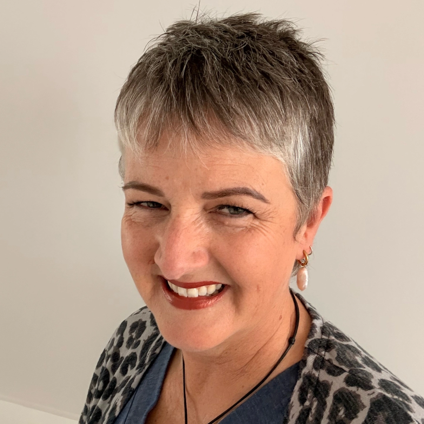 Cally Jennings(Founder)