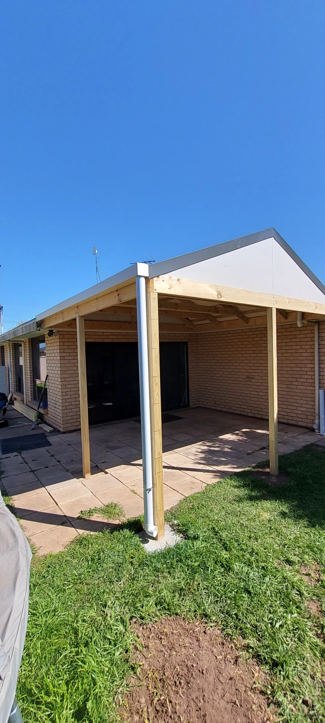 Timber Gable pergola JQ.jpg