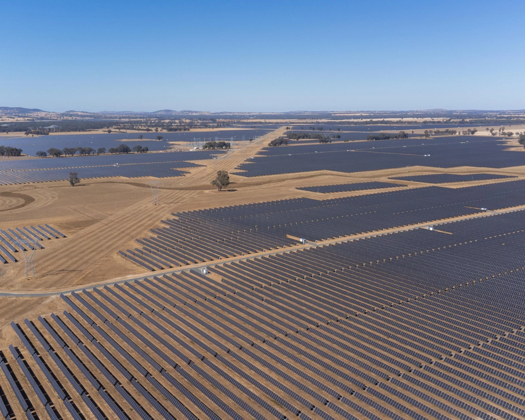 Darling downs solar farm - website ready.jpg