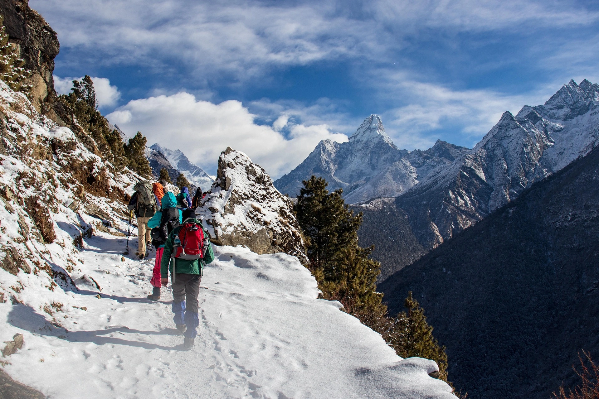 trekking.jpg