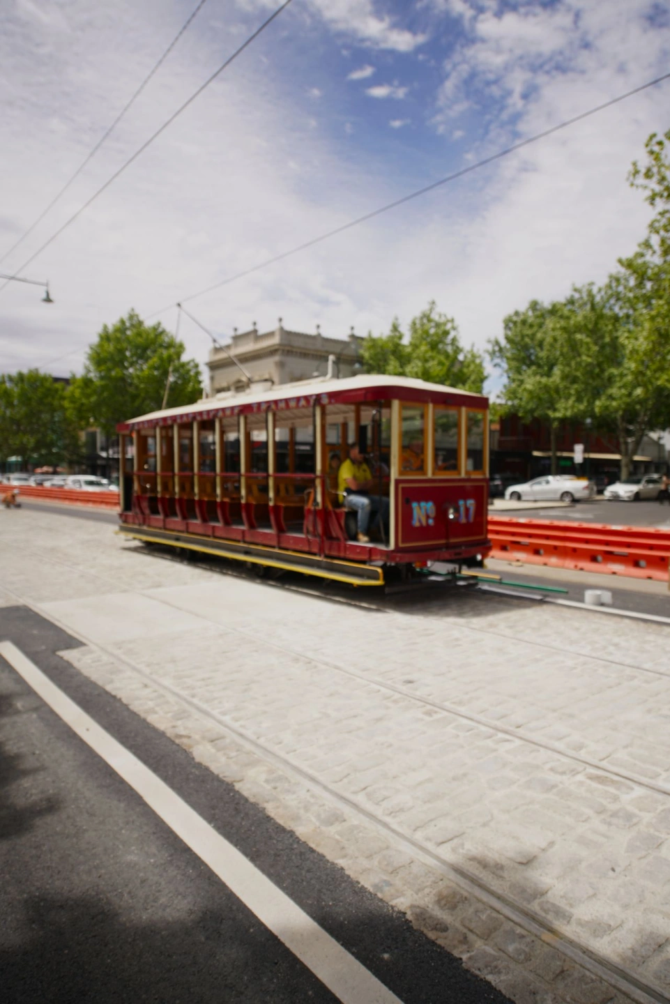 DSC03138 1920 BGM Services Line Marking - Bendigo's sight seeing tourist tram testing the newly laid tracks - 2025.JPG