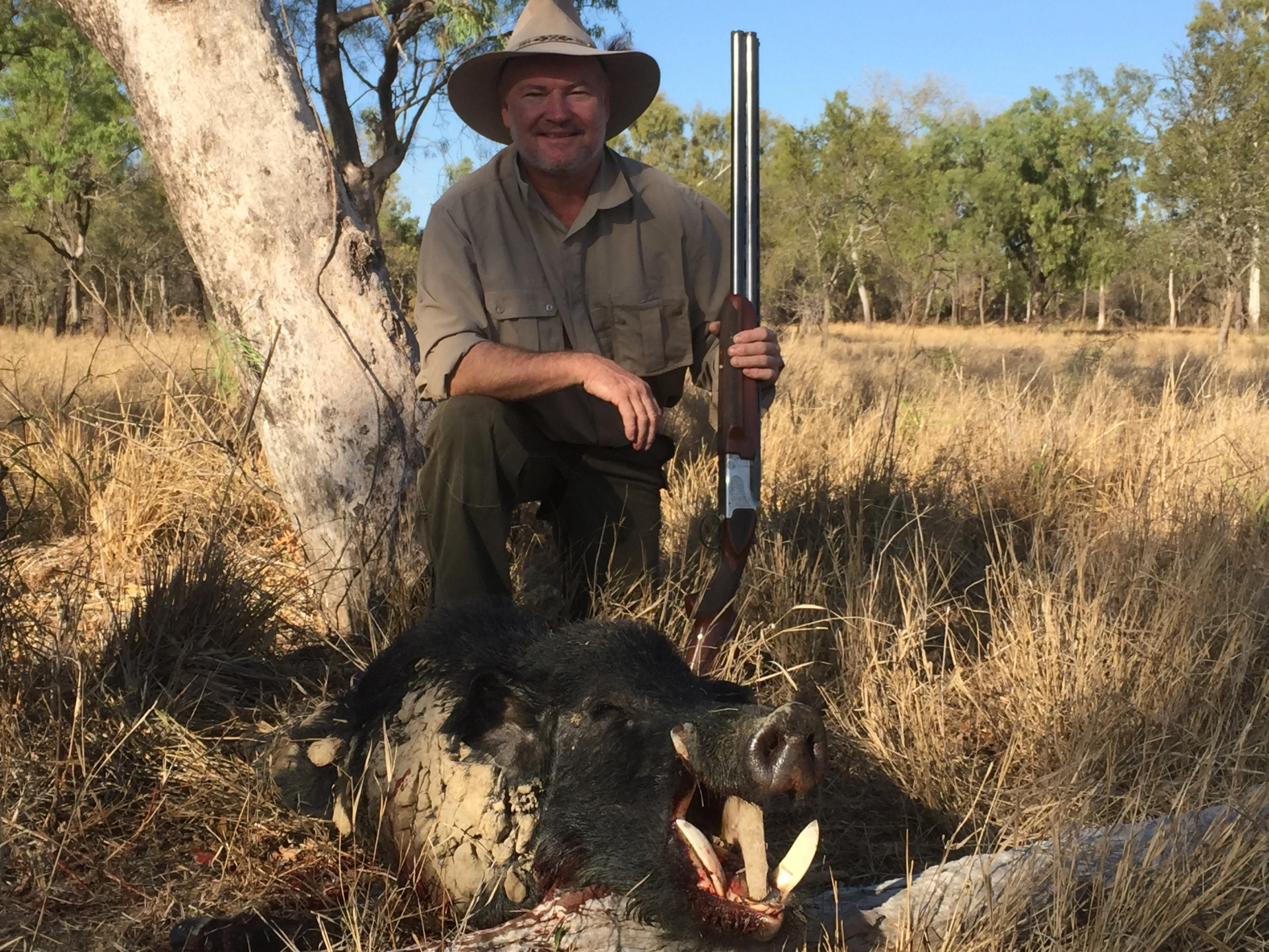 Ian Blevin Gulf Country Boar - Big Hooks.JPG