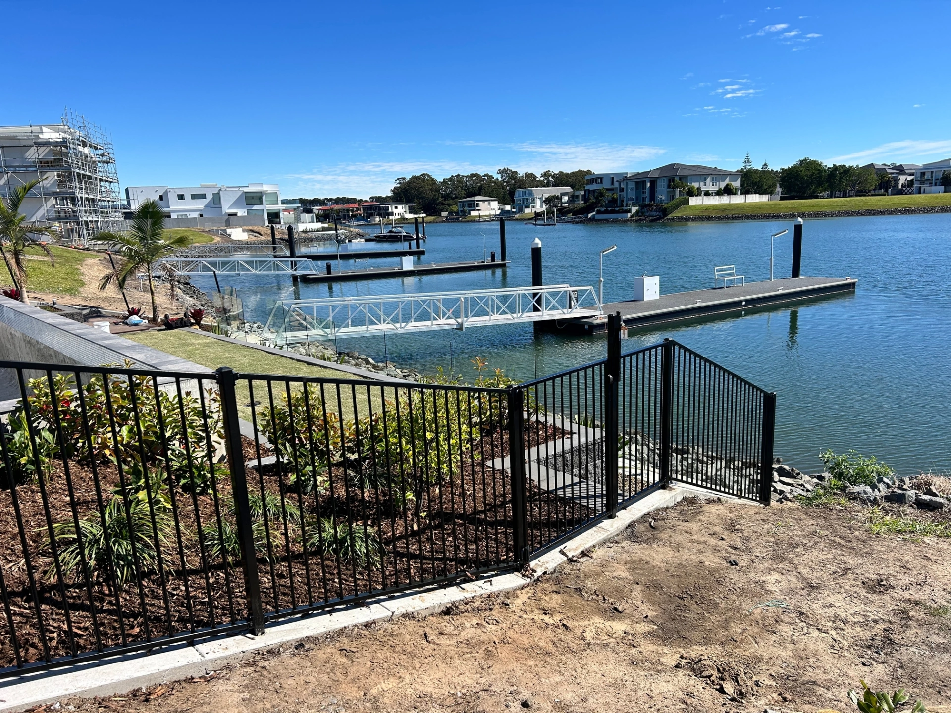 Aluminium Fencing 3.JPG