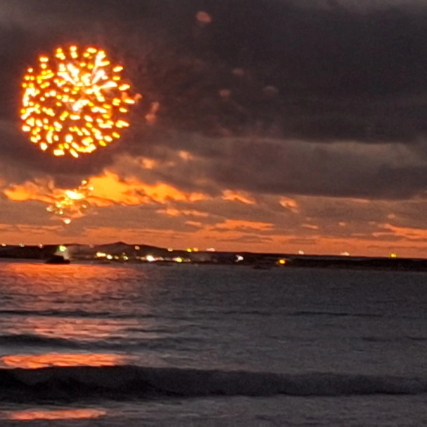 Warrnambool fireworks web.jpg