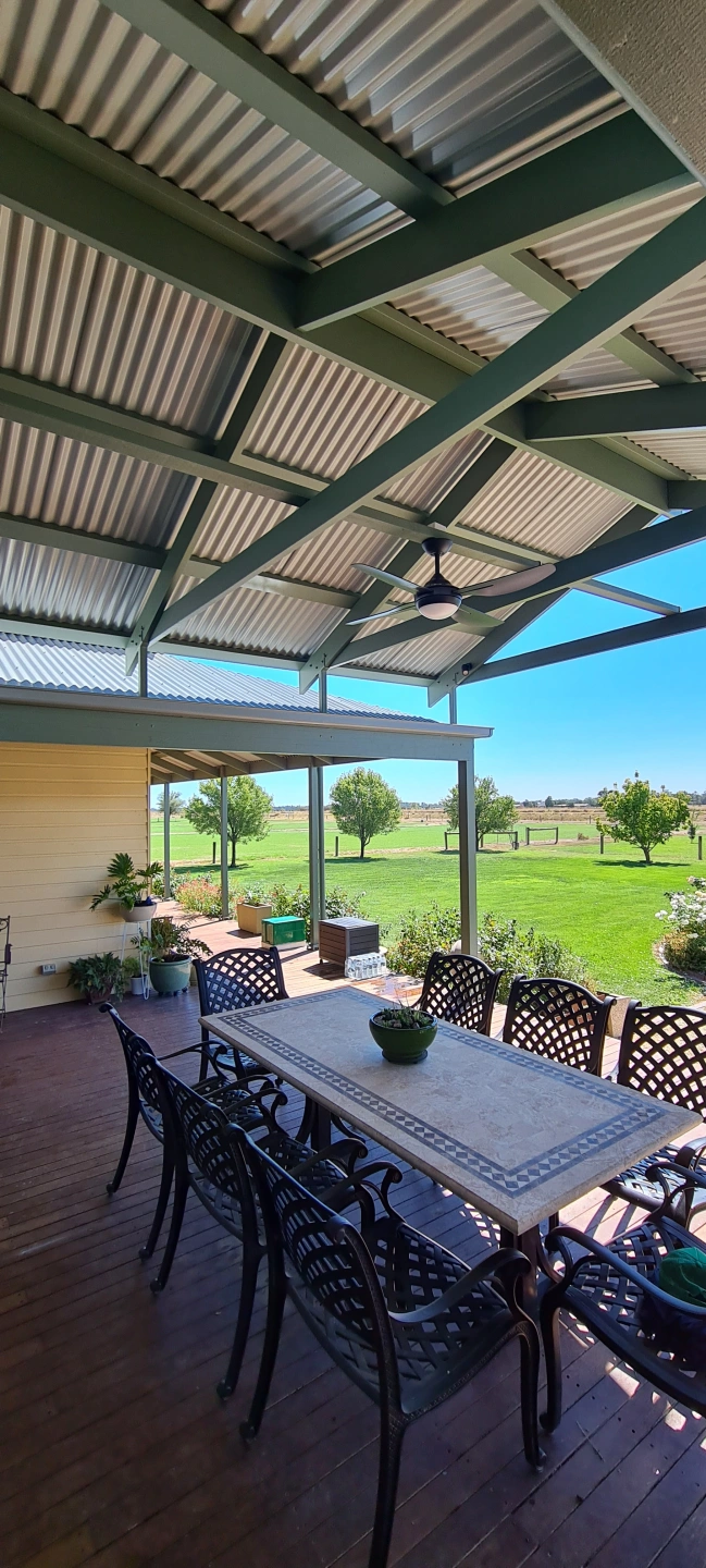 Timber Pergola 1.jpg