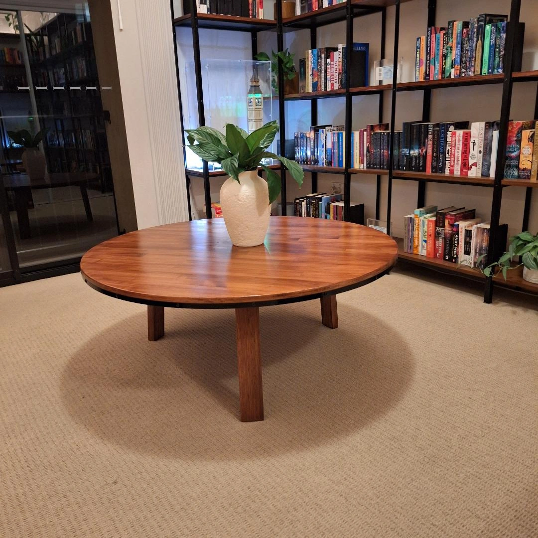 brendons reading table2.jpg