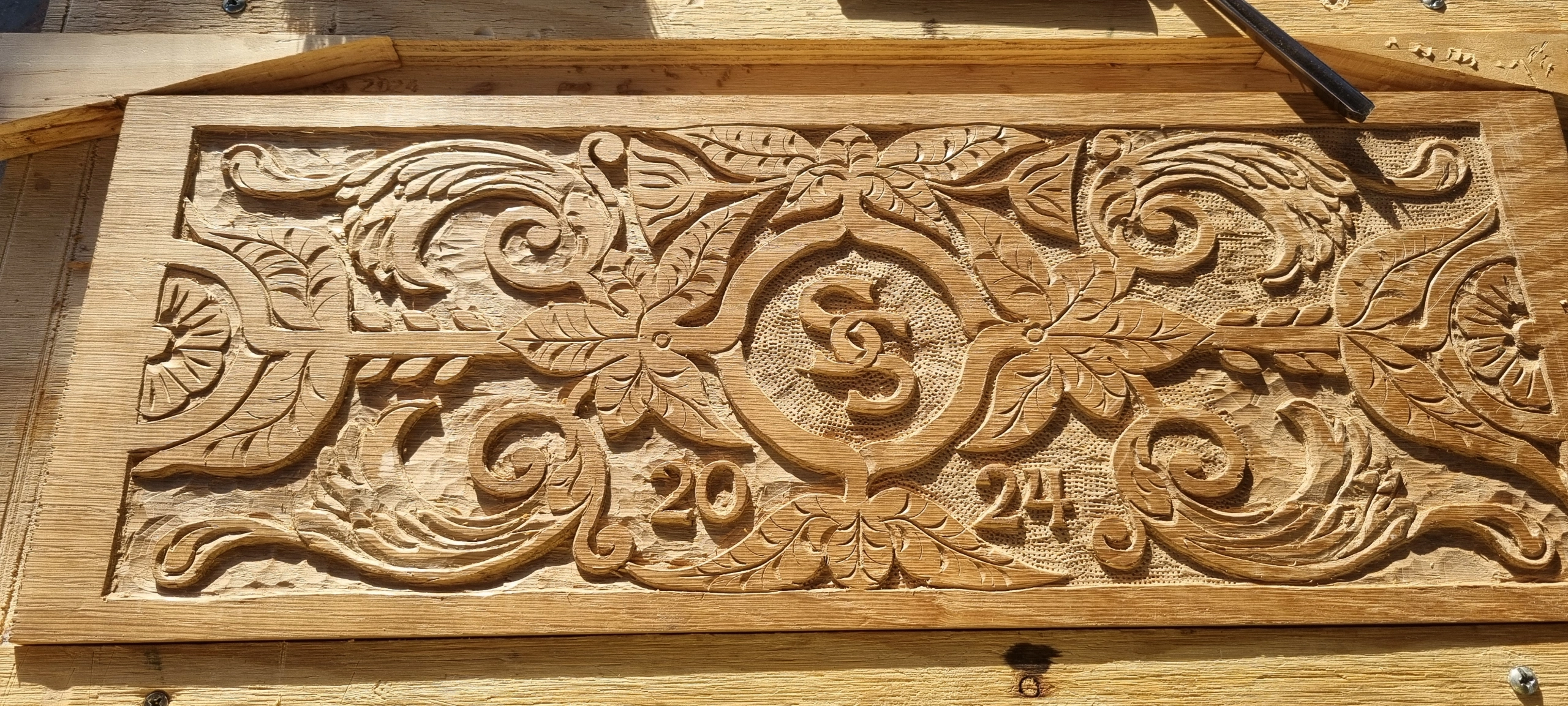 Scarlett and Sams wedding box American Oak 2024 BM.jpg