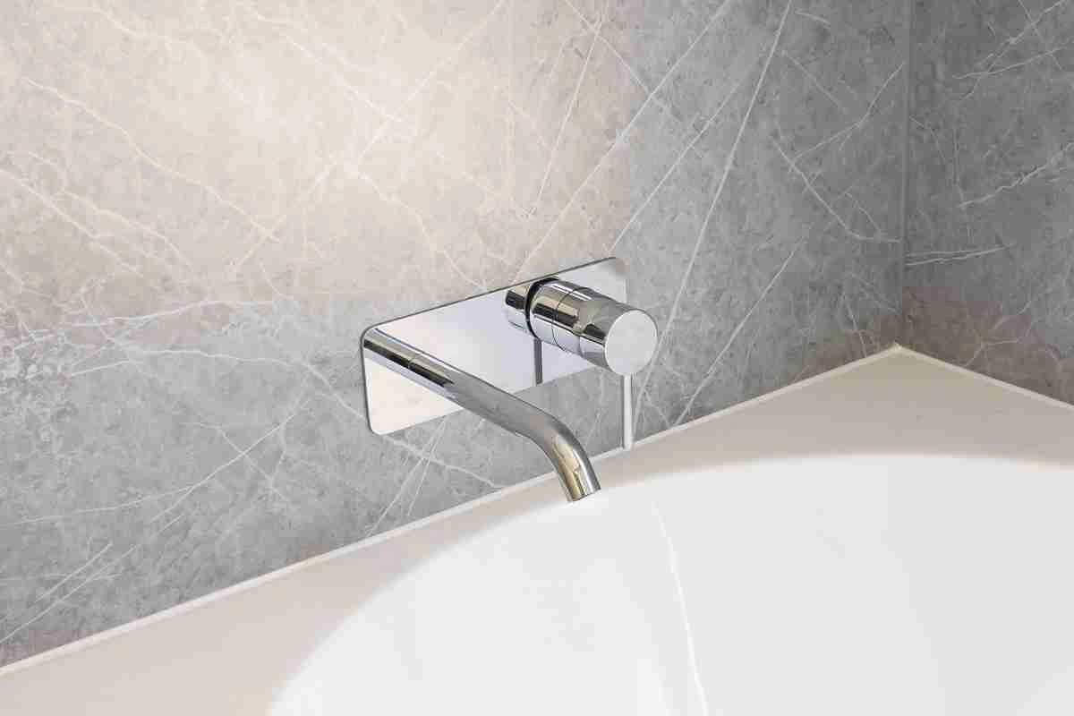 smoked-sensa-bathroom-wall-panel.jpg
