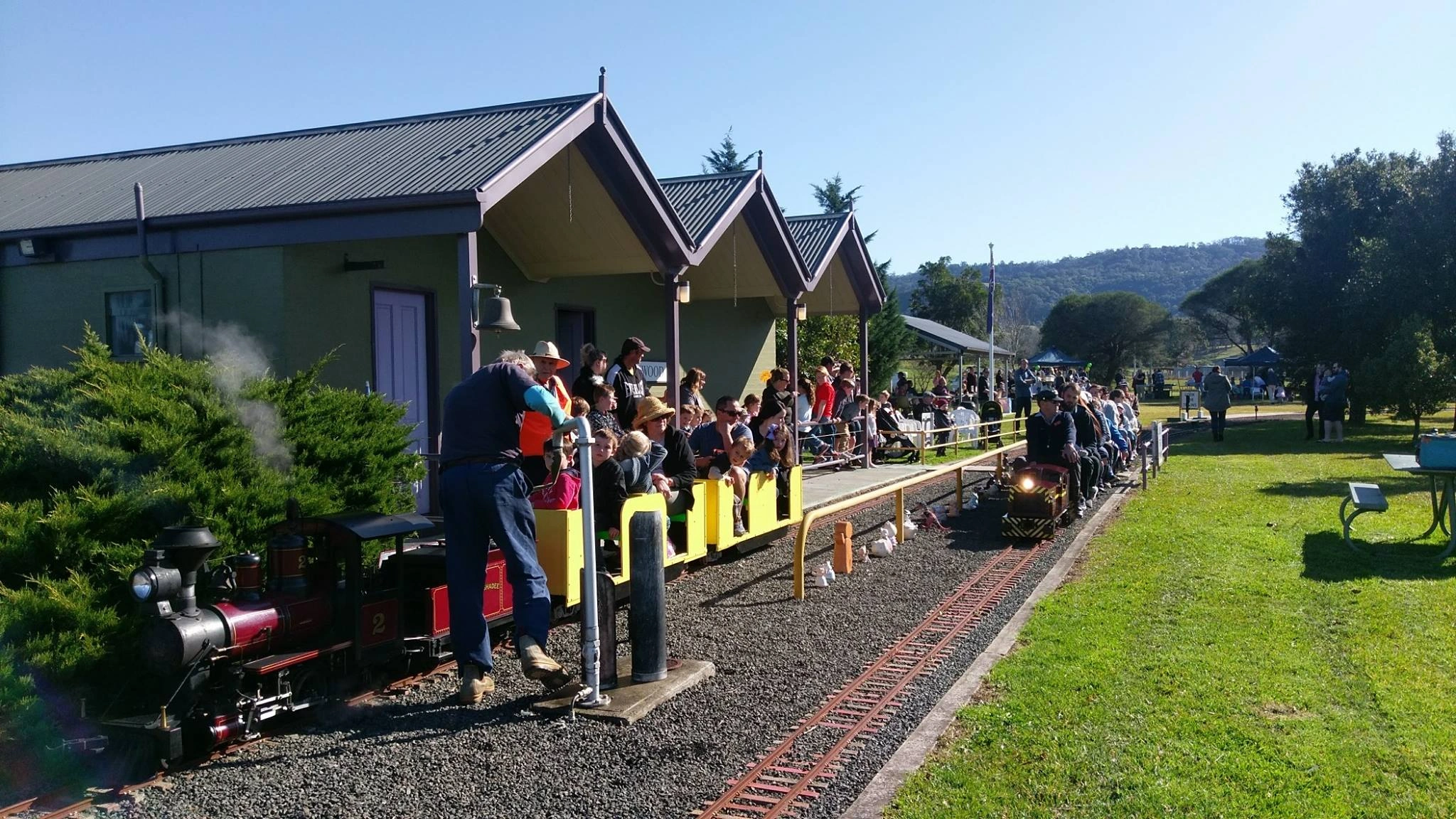 Penwood-Miniature-Railway-station.jpg
