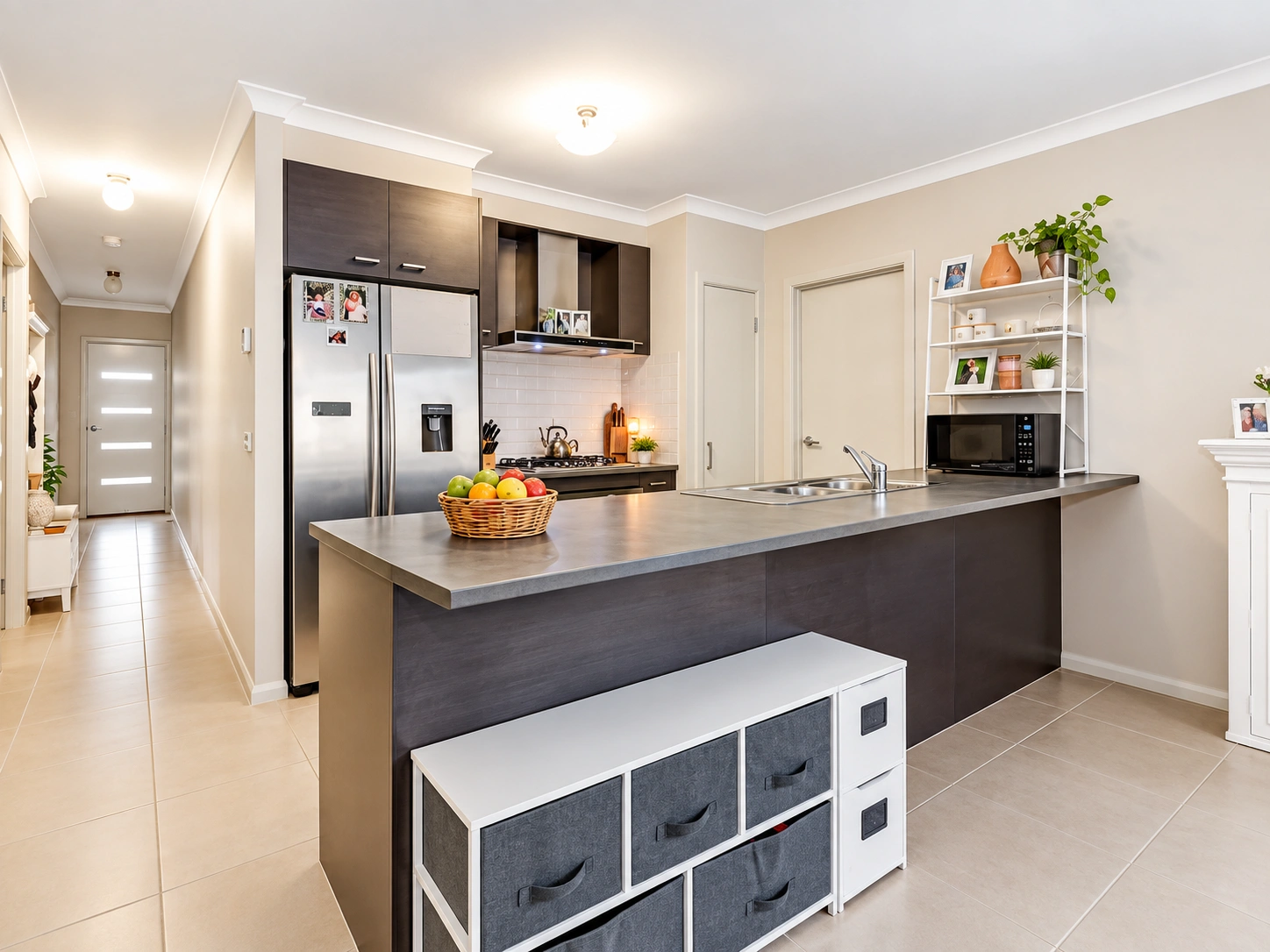 10 gold kitchen.png