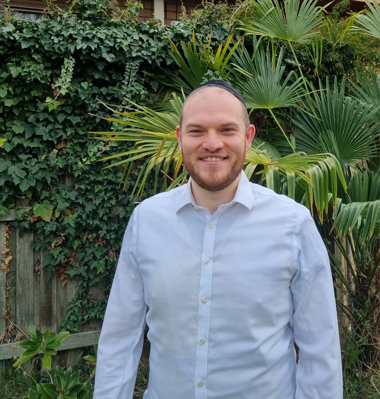 Meet the owner, Meir