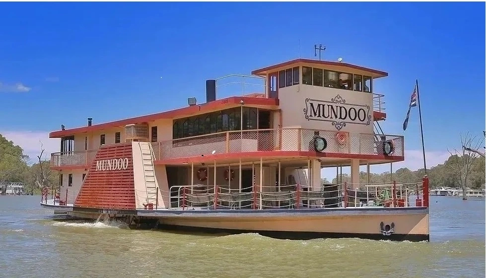 Ts Mundoo School ship leader.jpg