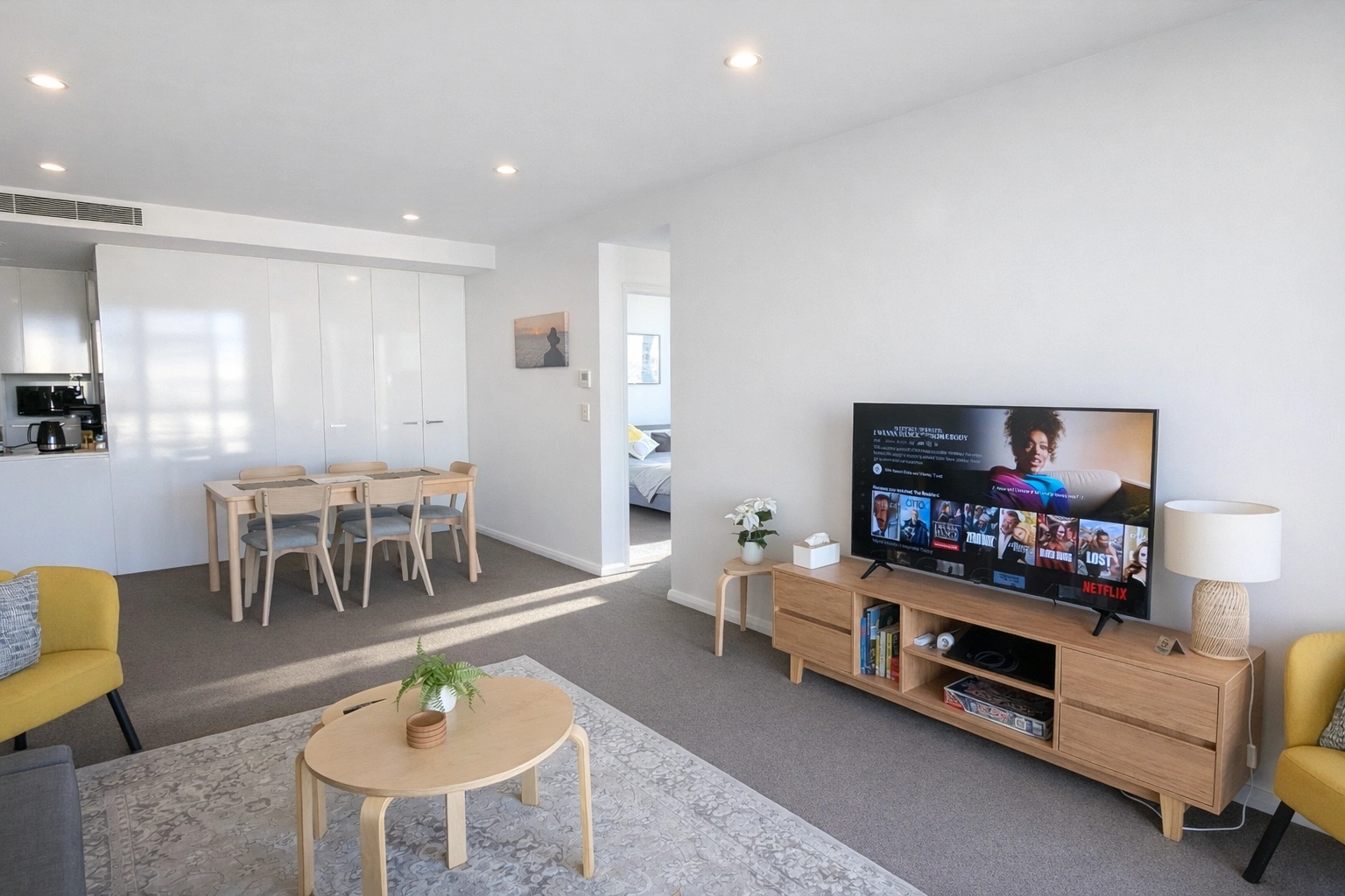 ChatGPT Lounge Dining TV on.png